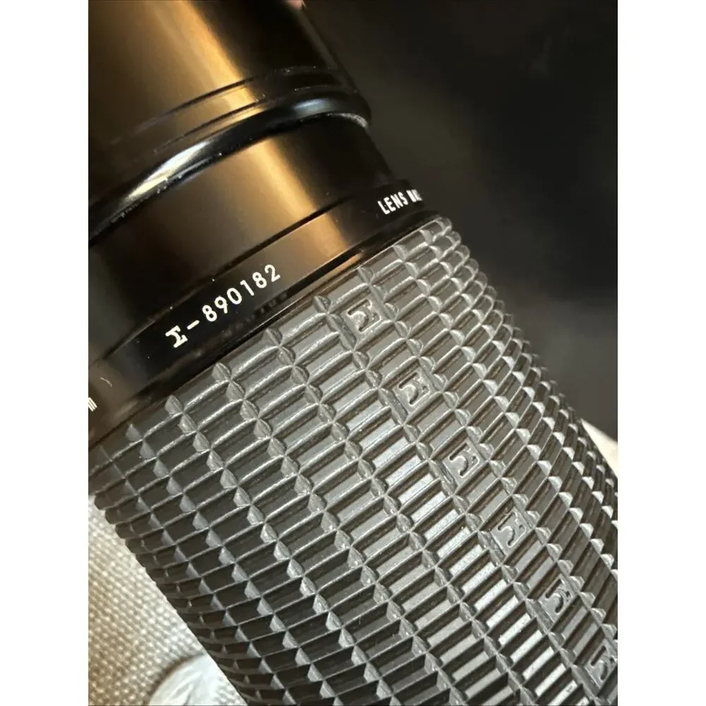 Sigma Zoom-K Macro 1:4.5 100-200 mm f4.5 Olympus Mount Camera Lens